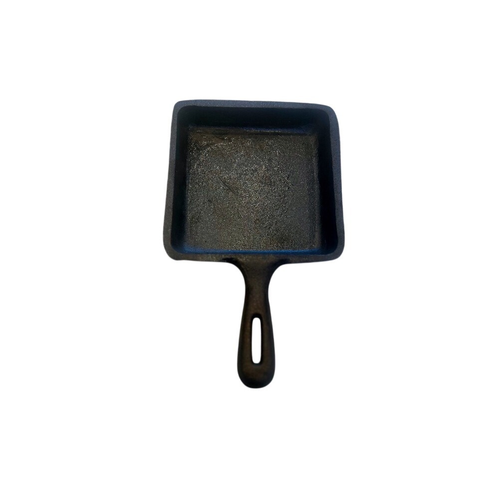 Vintage‎  cast iron Square Mini Skillet Pan Single Serving Cornbread Dessert